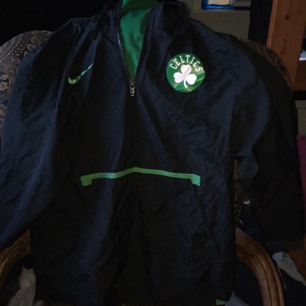 nike celtics windbreaker